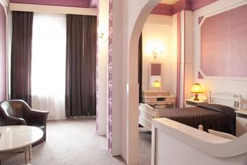Фото номера Двухместный номер с 2 отдельными кроватями Отель Hotel Dacia г. Лугож 7